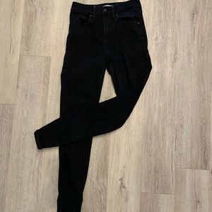 Levi’s super skinny high waisted black pants